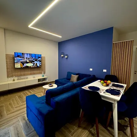 Roman Apartments شقة *