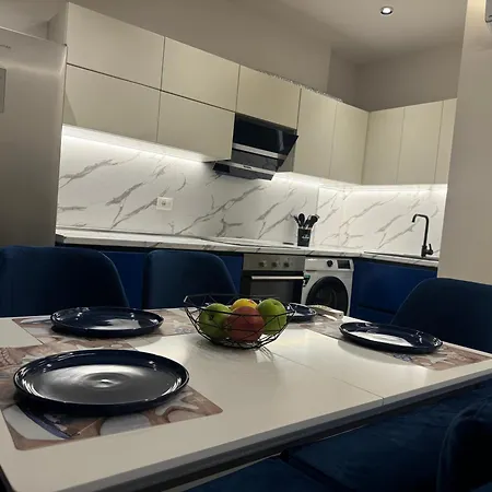 شقة Roman Apartments أوريكوم